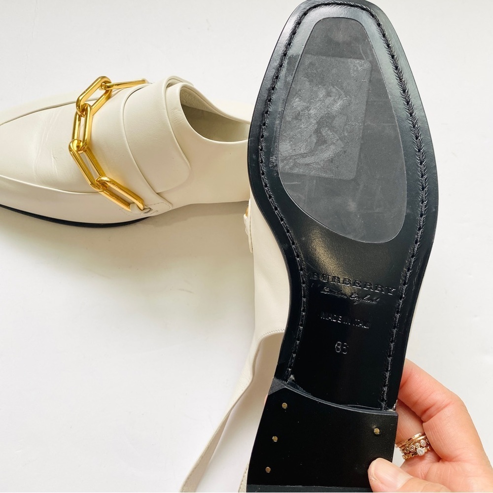 Burberry chain Link Detail Leather Slingback Loafers In off-white/ cream - Picture 11 of 11